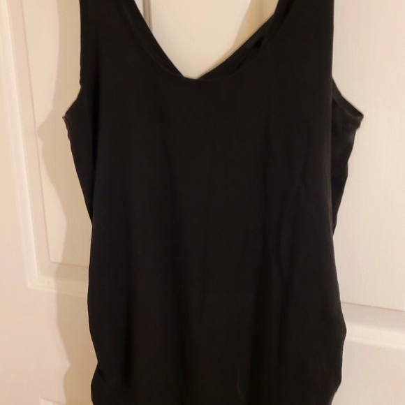 2 Thyme Maternity Reversible Maternity Tank Tops, size M - Picture 1 of 2